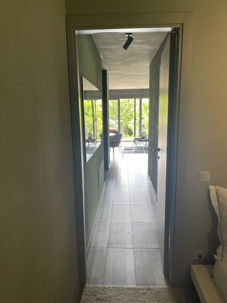 Фото Garden Jewel Design Apartment