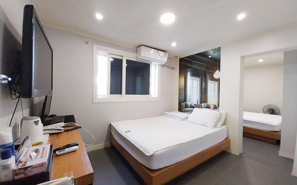 Фото Busan Jaesongdong Zara