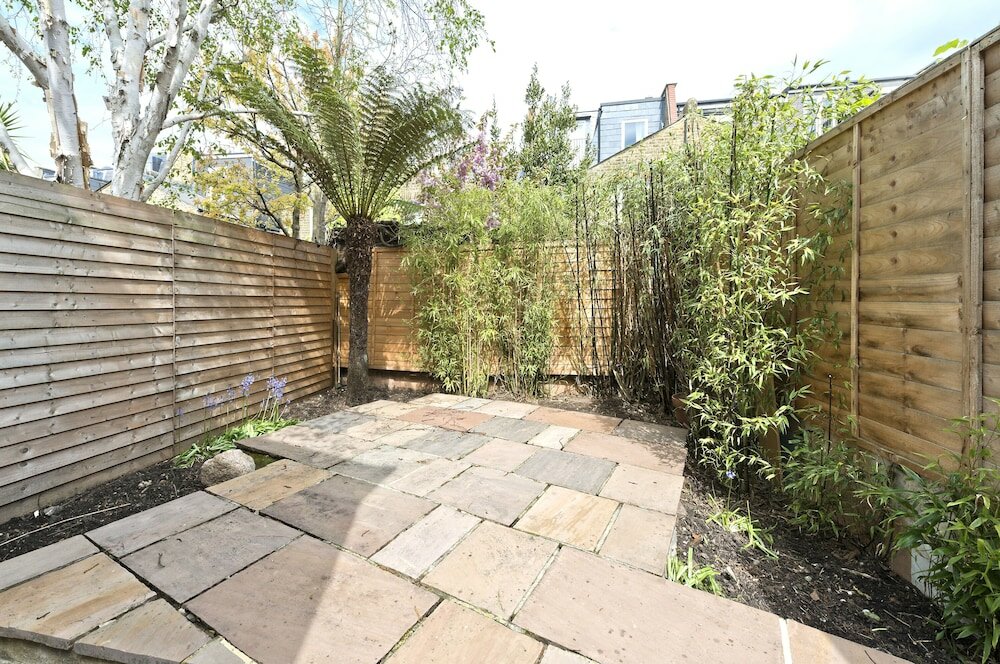 Фото Elegant Family Home near Wandsworth Common