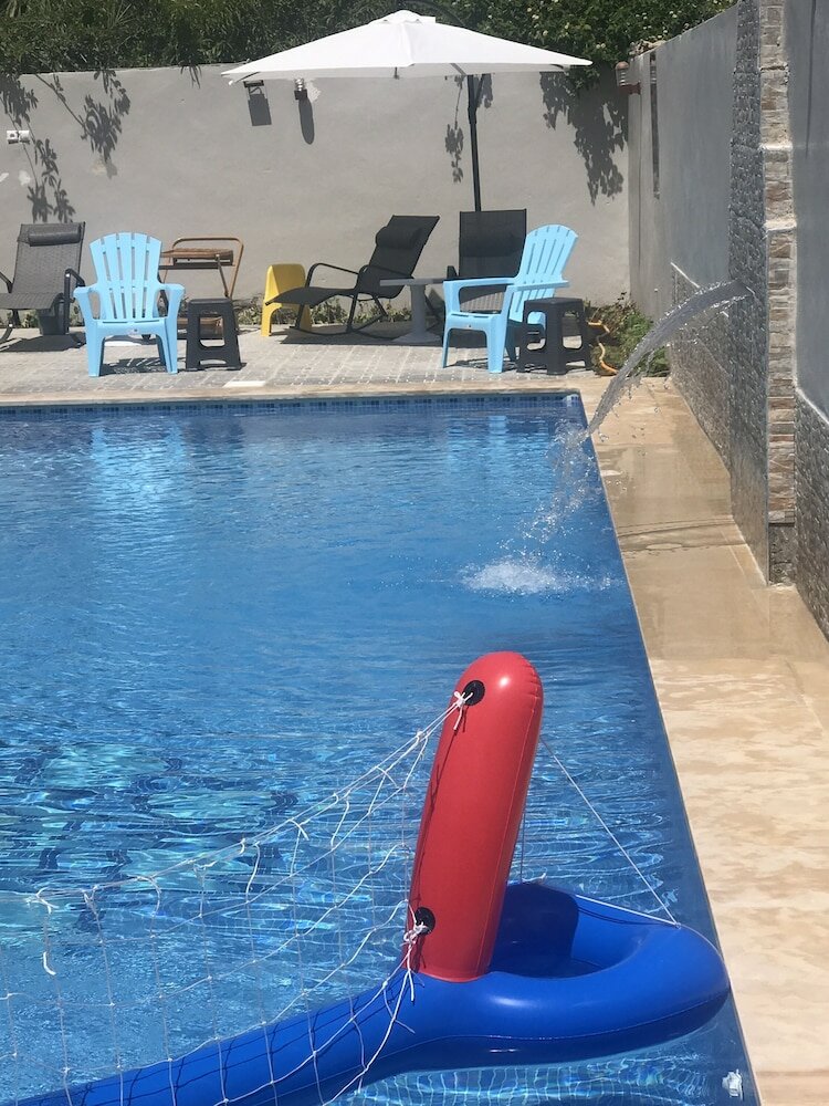 Фото Too Many Suites