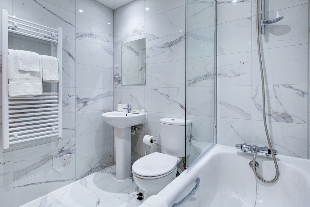 Фото Hybrid Resi - Mitcham