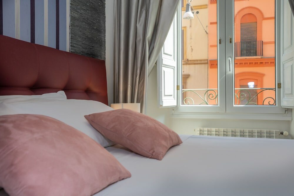 Фото Leonardo Suites - The Luxury Leading Accommodation in Rome