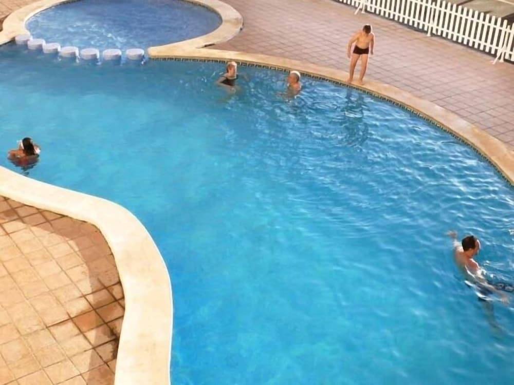 Фото Apartamentos Pompeya 46