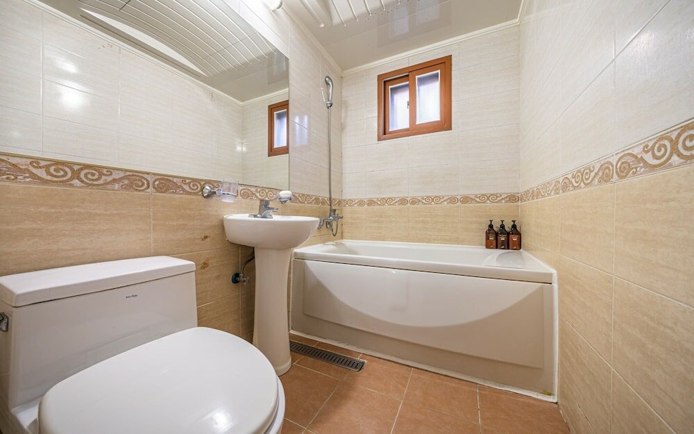 Фото Suyu Four Seasons Hotel