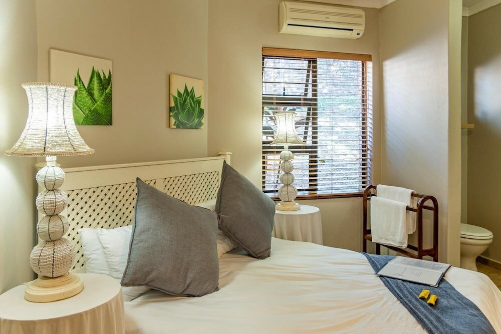 Фото Faraway Lodge B&b