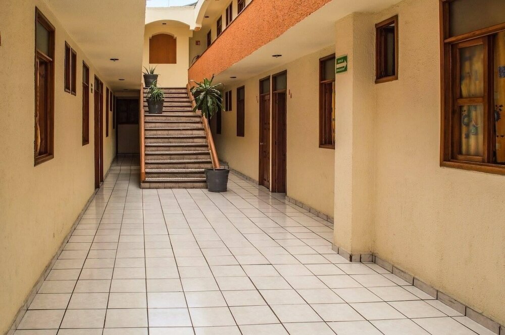 Фото Hotel Jorges Morelia