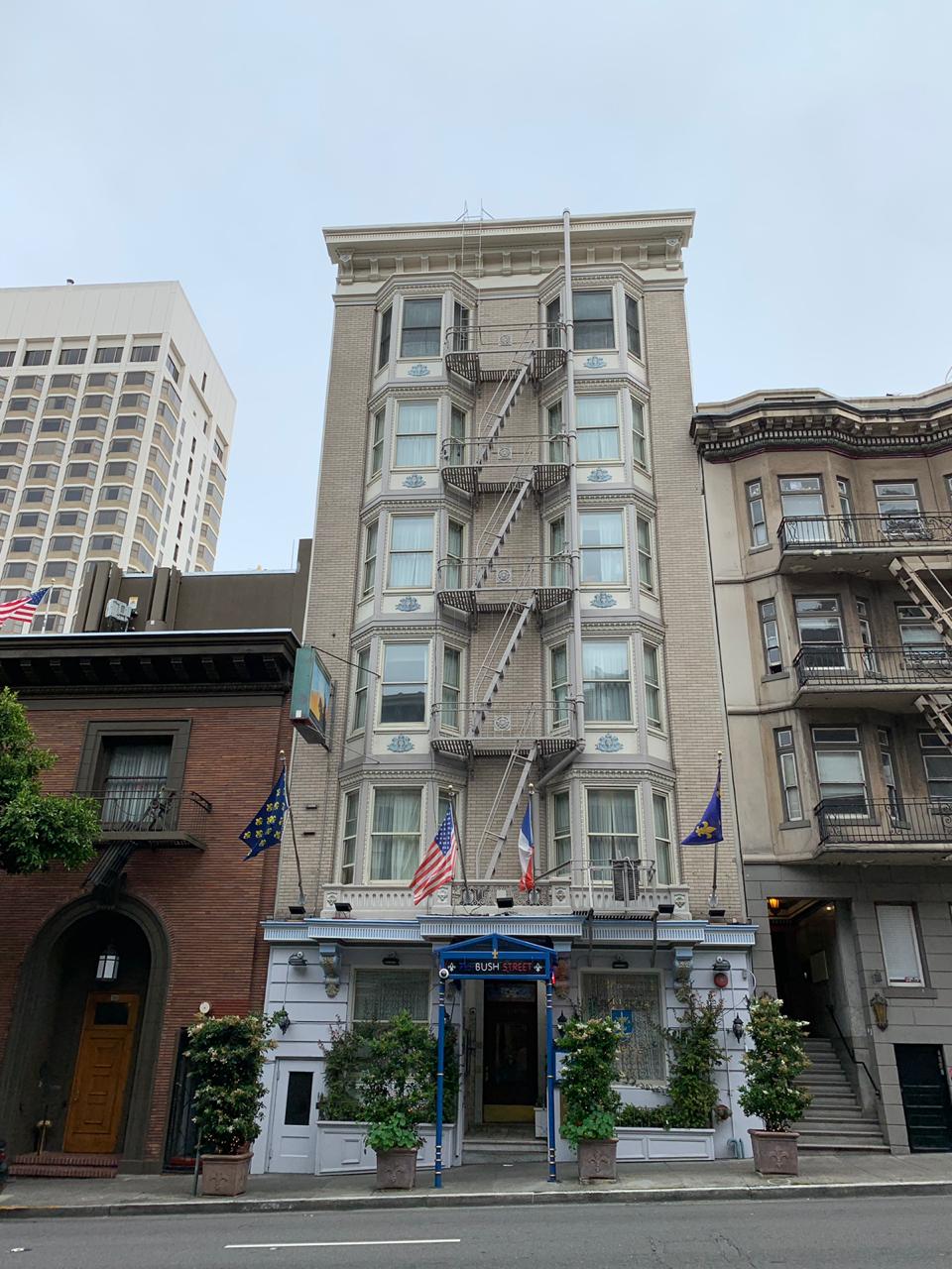 Фото отеля 3