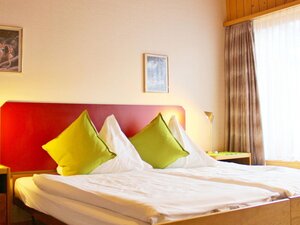 Hotel Alpina (Bern, Frutigen, Aeussere Allmi), hotel