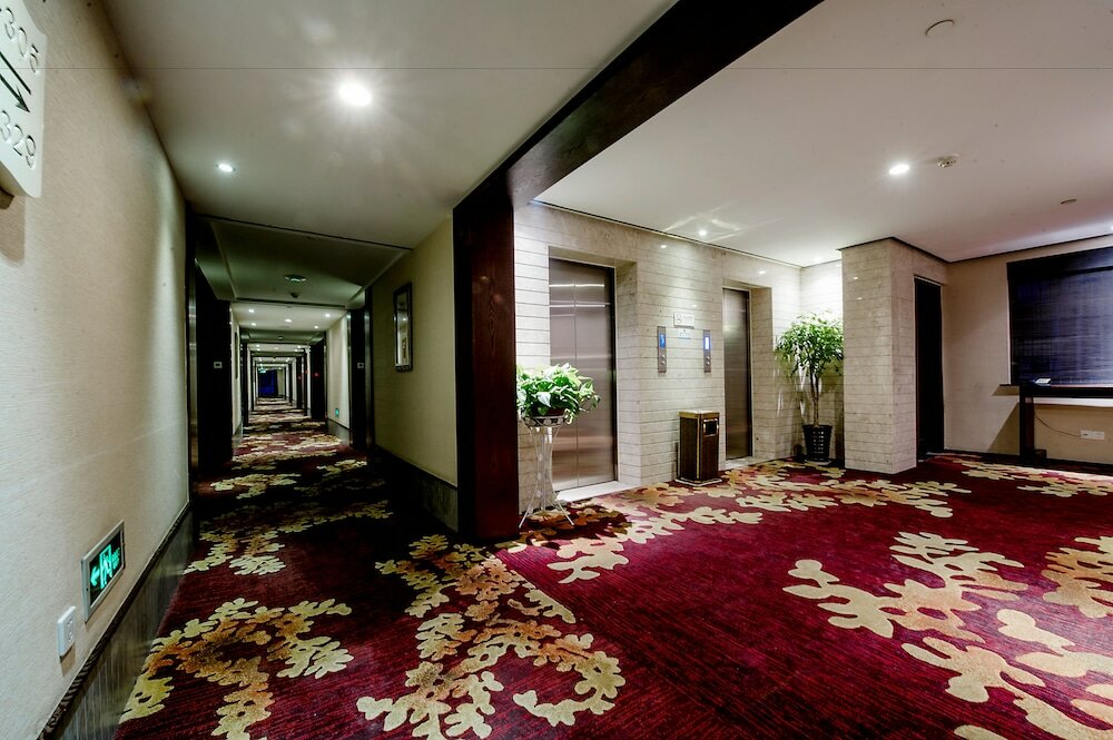 Фото Byland World Hotel Yiwu