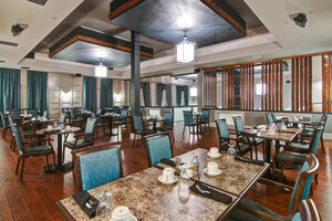 Гостиница Chateau Nova Yellowknife