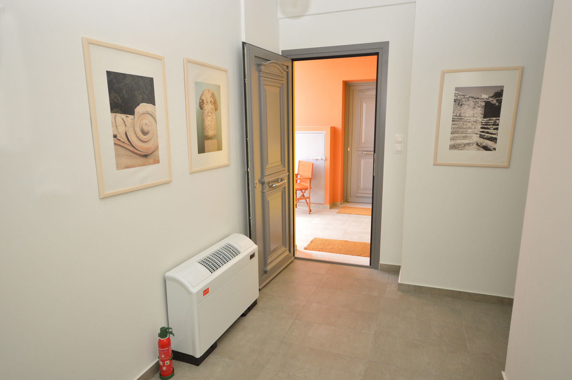 Фото Aegina Bed & Culture - B&b Hotel