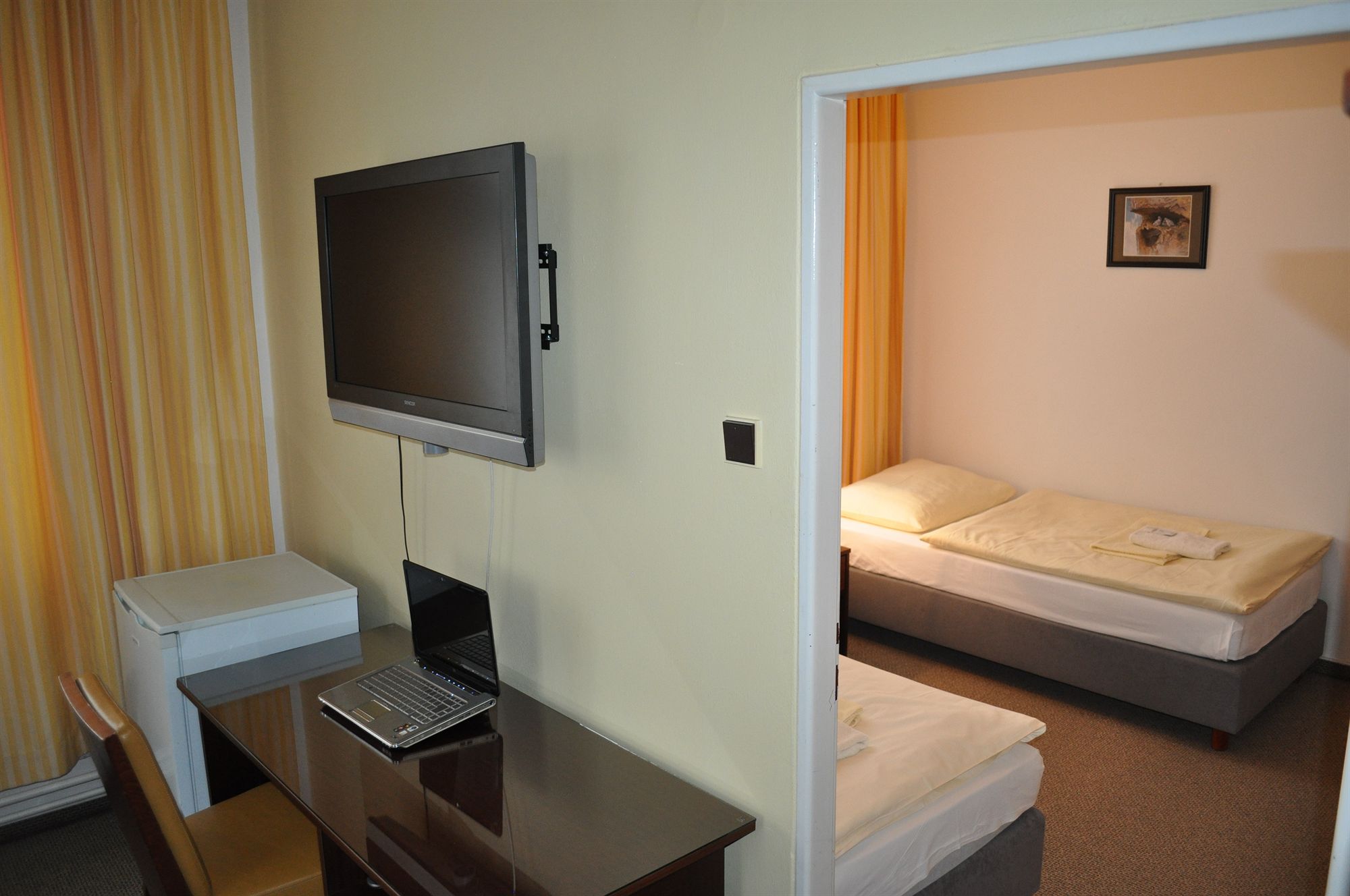 Фото Hotel Svornost