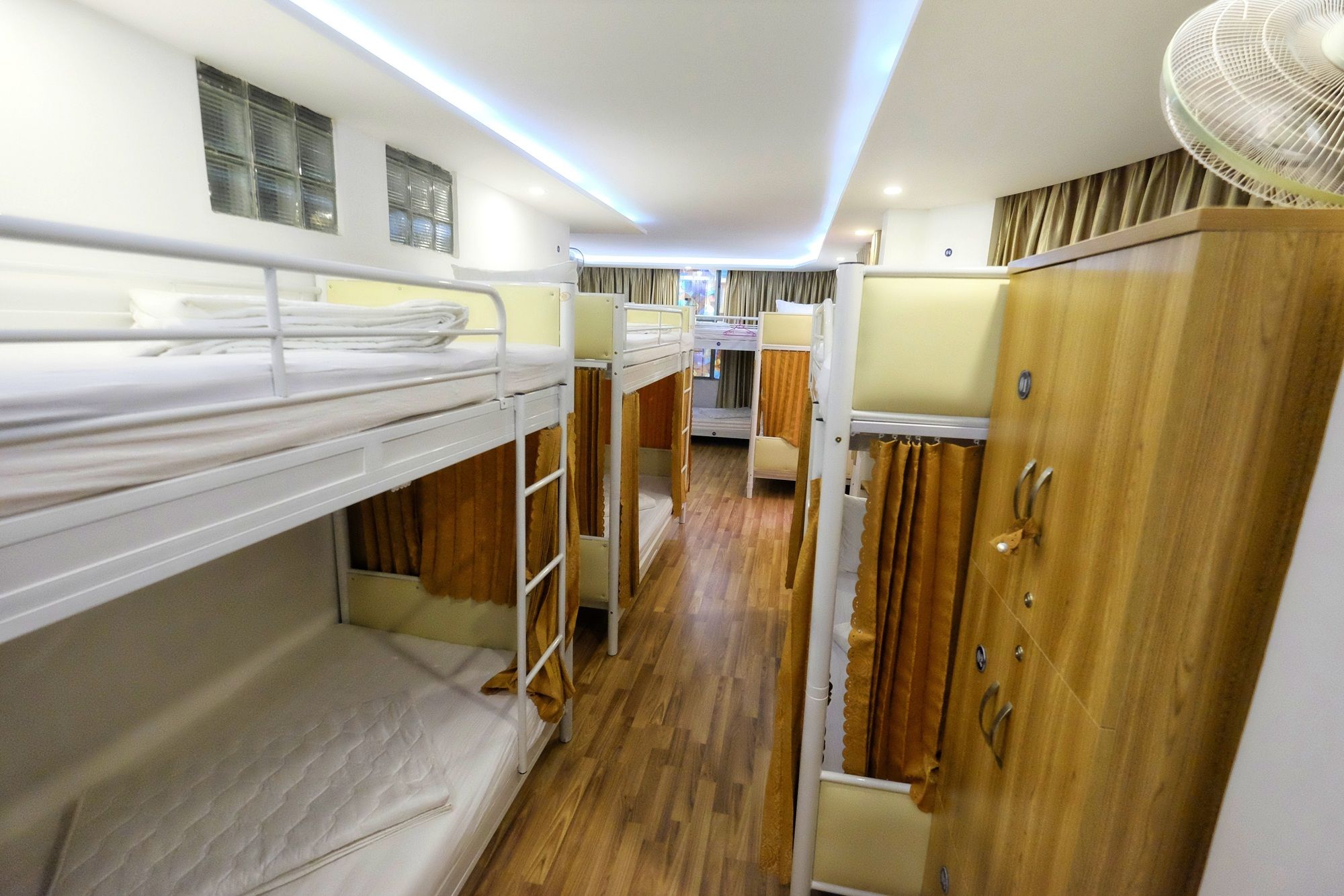 Фото City Backpackers Hostel