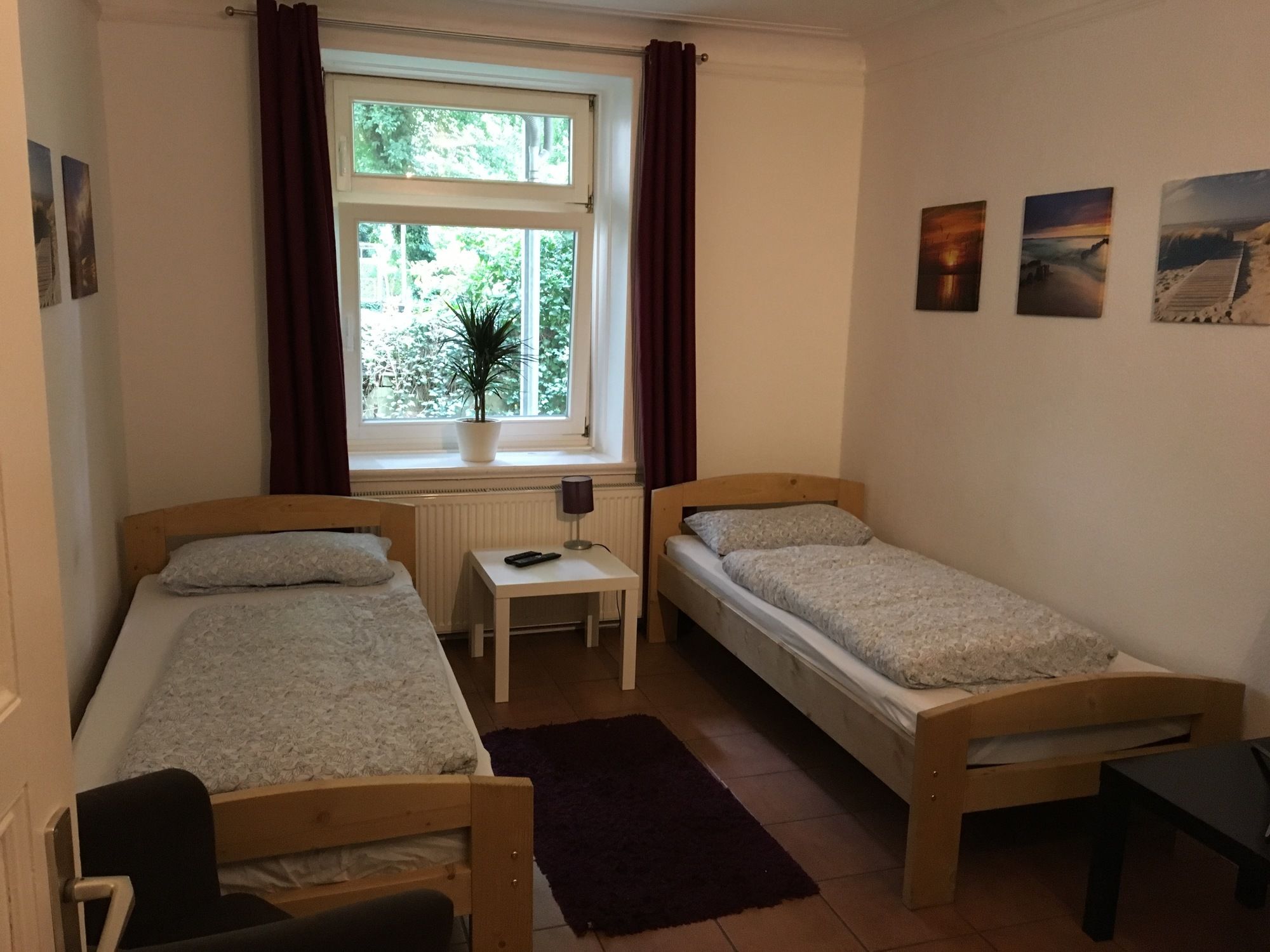 Фото Basement Hamburg - Hostel