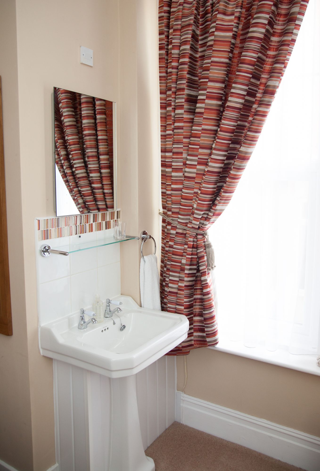 Фото The Langtons Bed & Breakfast
