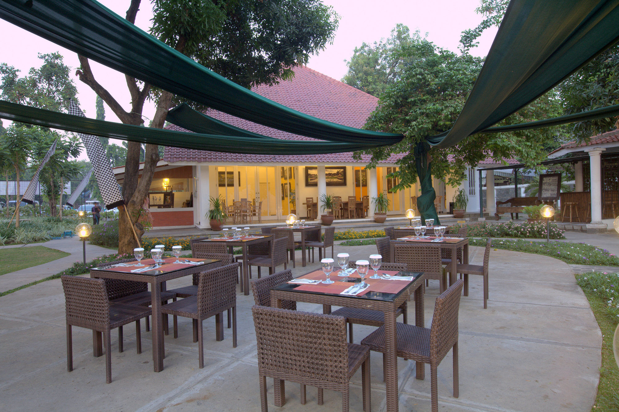 Фото Metland Hotel Cirebon