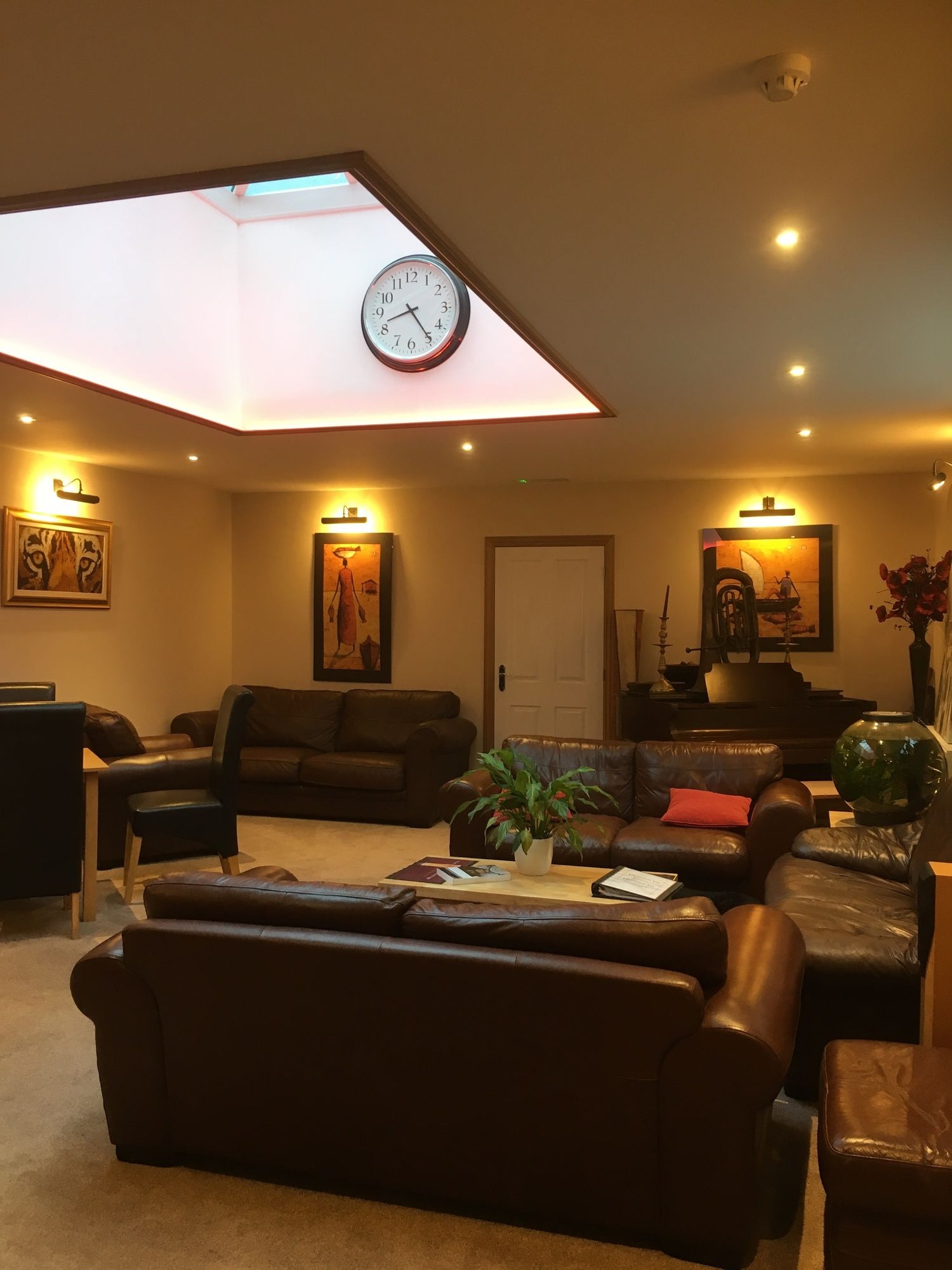 Фото The Waterwheel Inn