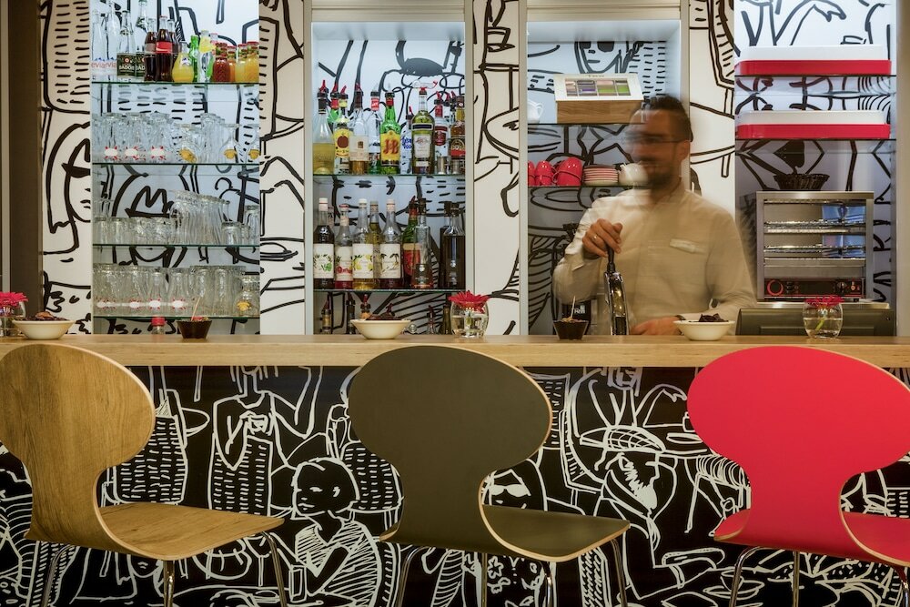 Фото Ibis Paris Porte de Clichy Centre