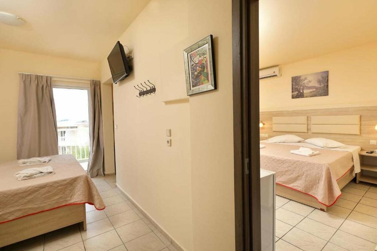 Фото SunBay Hotel