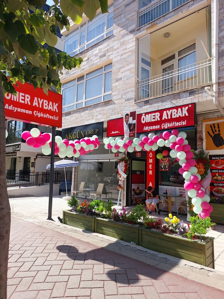وجبات سريعة Meshur Adiyaman Cig Koftecisi Omer Aybak ، أنقرة، صورة