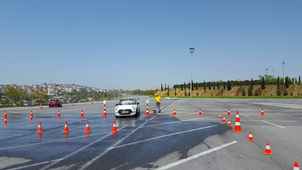 Driving school Demir Bukey Academy Theory Class-Practice Track, Istanbul, photo