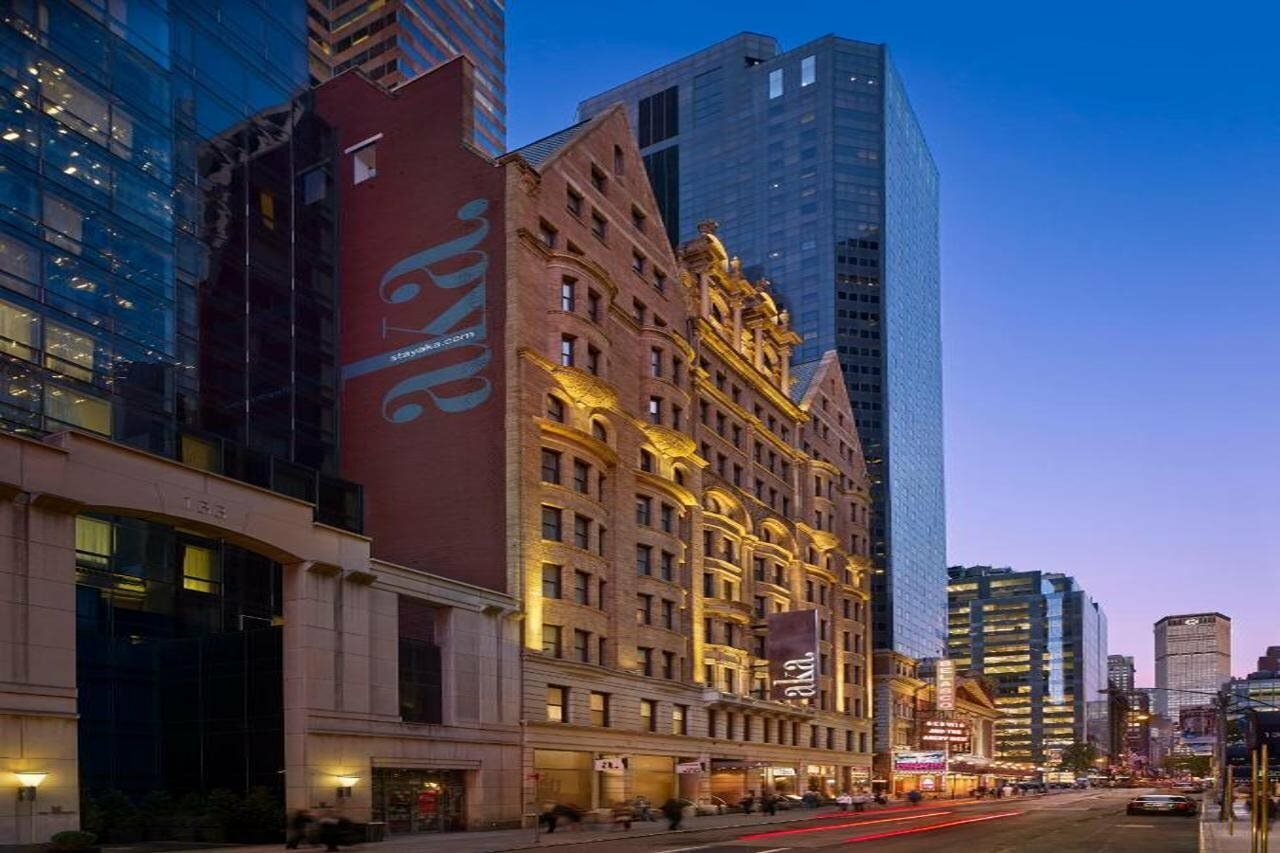 Фото отеля 1