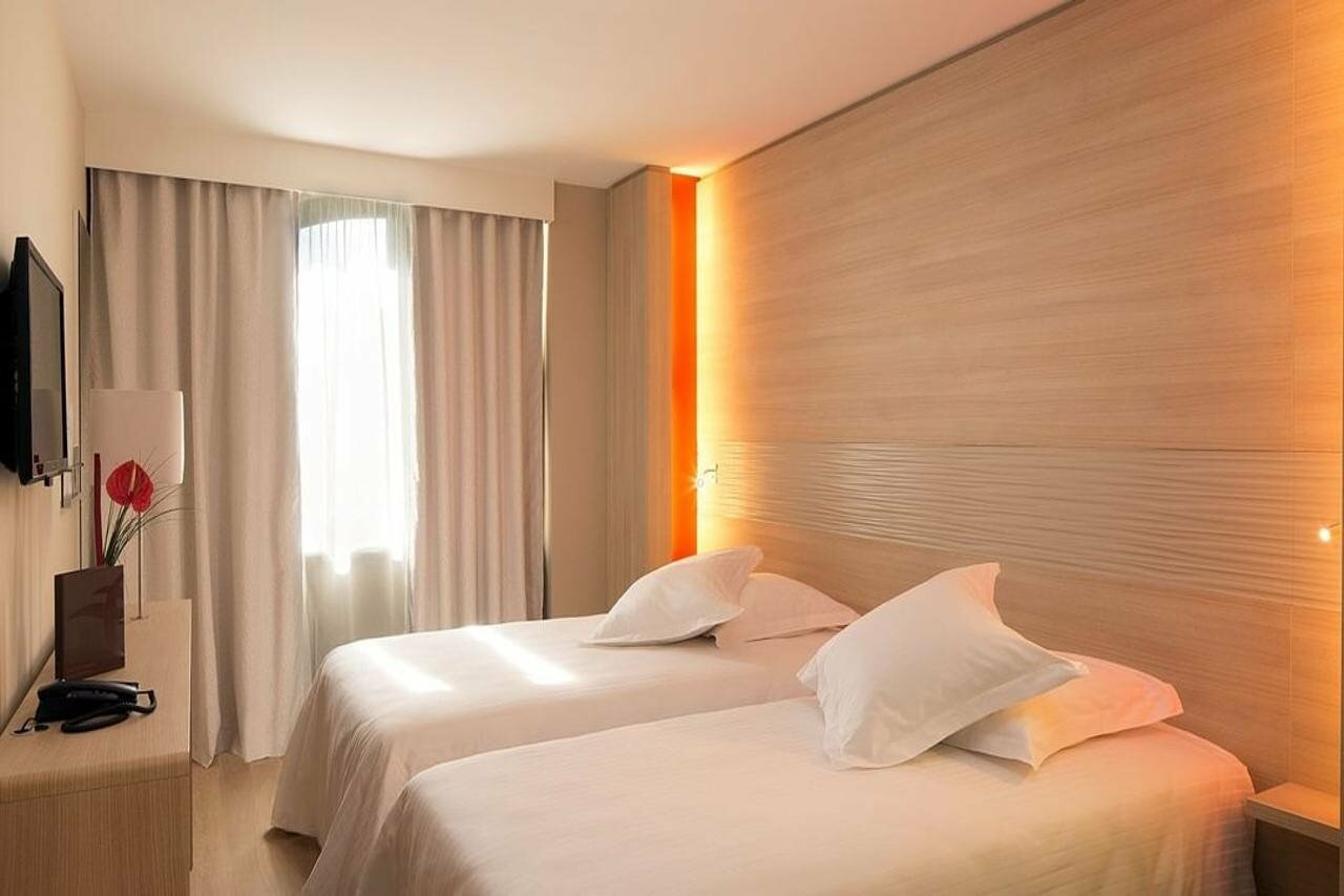 Фото отеля 4