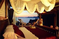 Фото Nautical Hotel