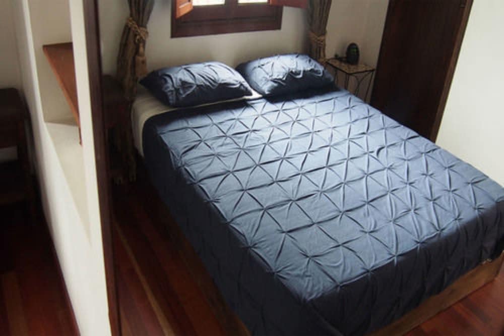 Фото Bogota Bed & Breakfast Inn