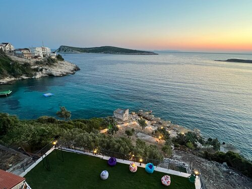 Гостиница Karaburun Akvaryum Butik Otel в Карабуруне