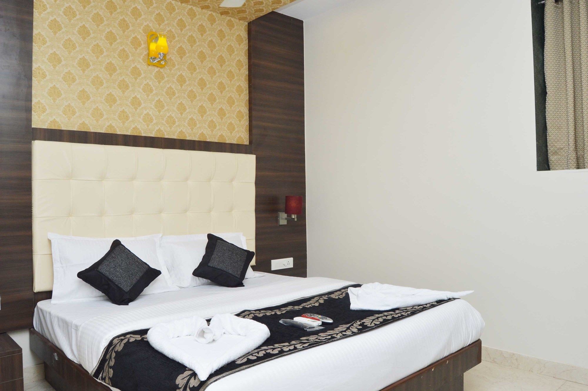 Фото Hotel Ak International