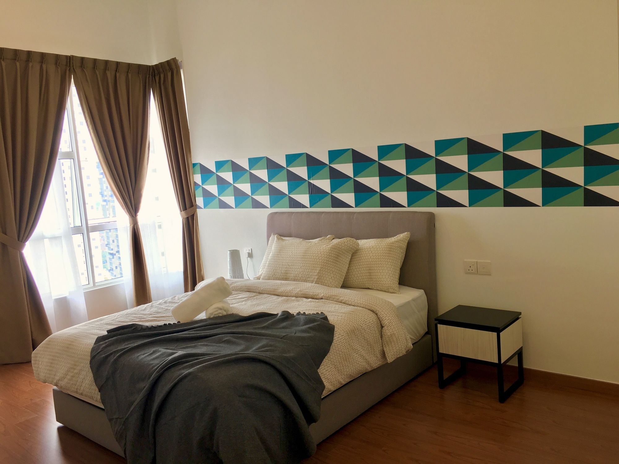 Фото Pinnacle Tower