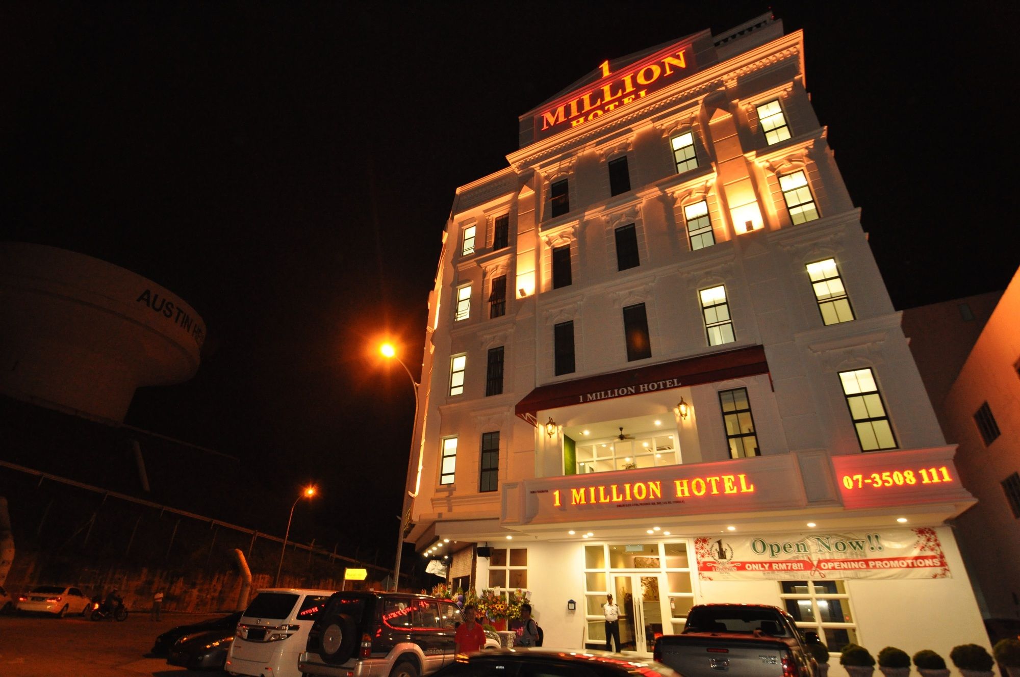 Фото отеля 2