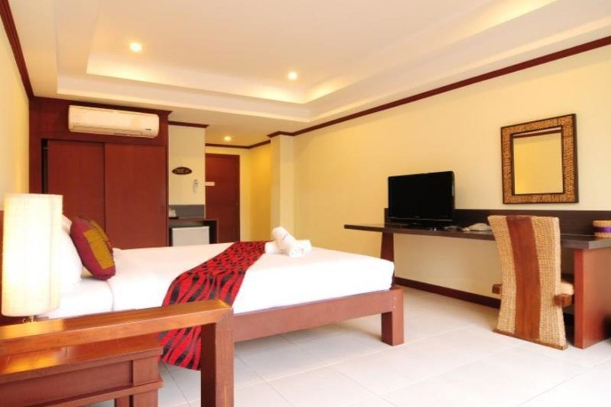 Фото Khon Kaen Orchid Hotel