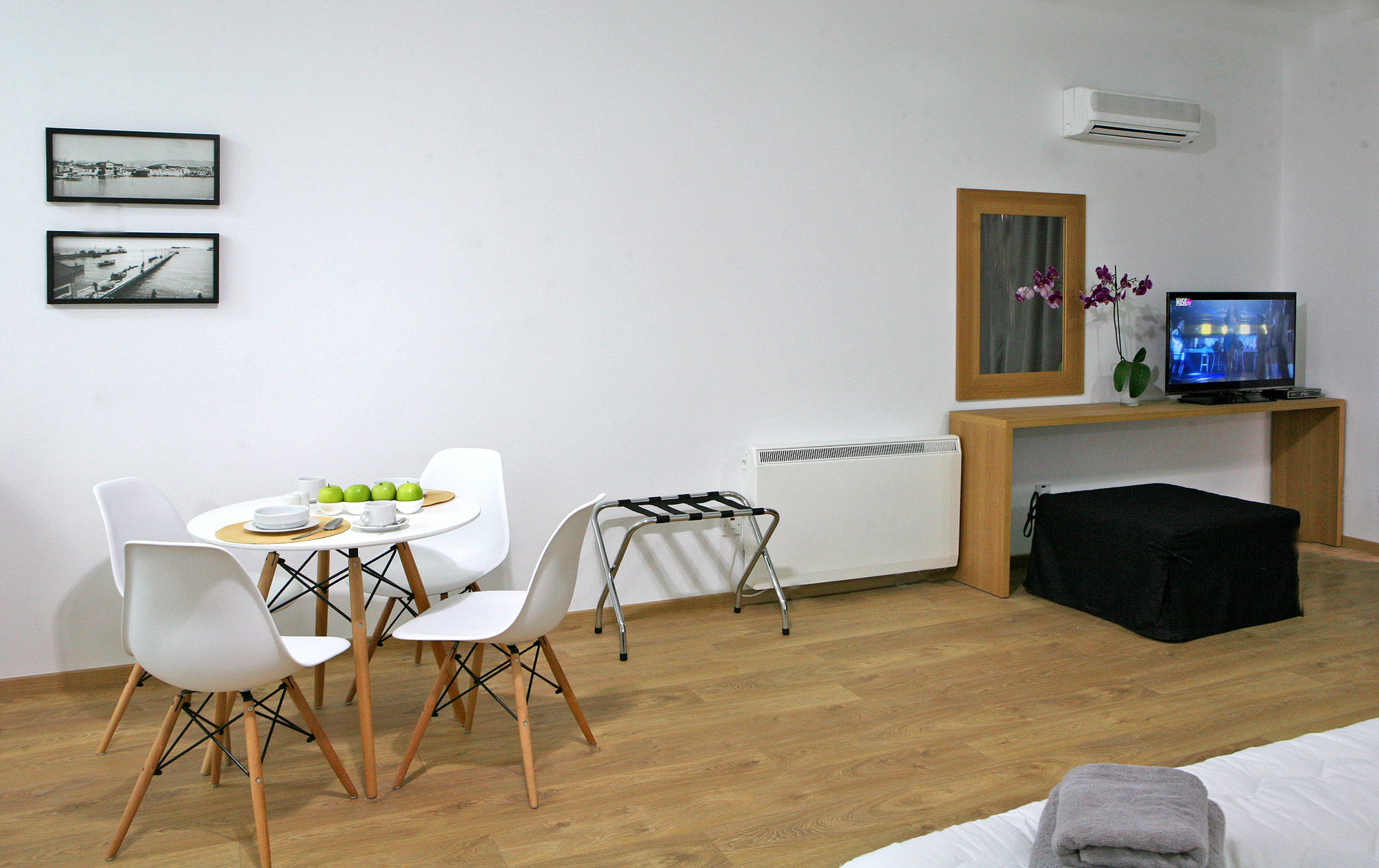 Фото Corina Suites and Apartments