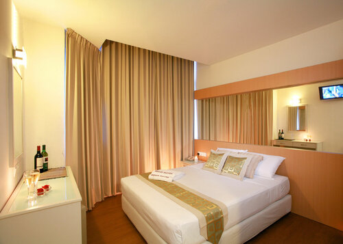 Гостиница Regin Hotel в Сингапуре