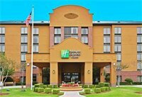 Внешний вид отеля Holiday Inn Express & Suites Irving Conv Ctr Las Colinas by Ihg в Ирвинге, фото 3