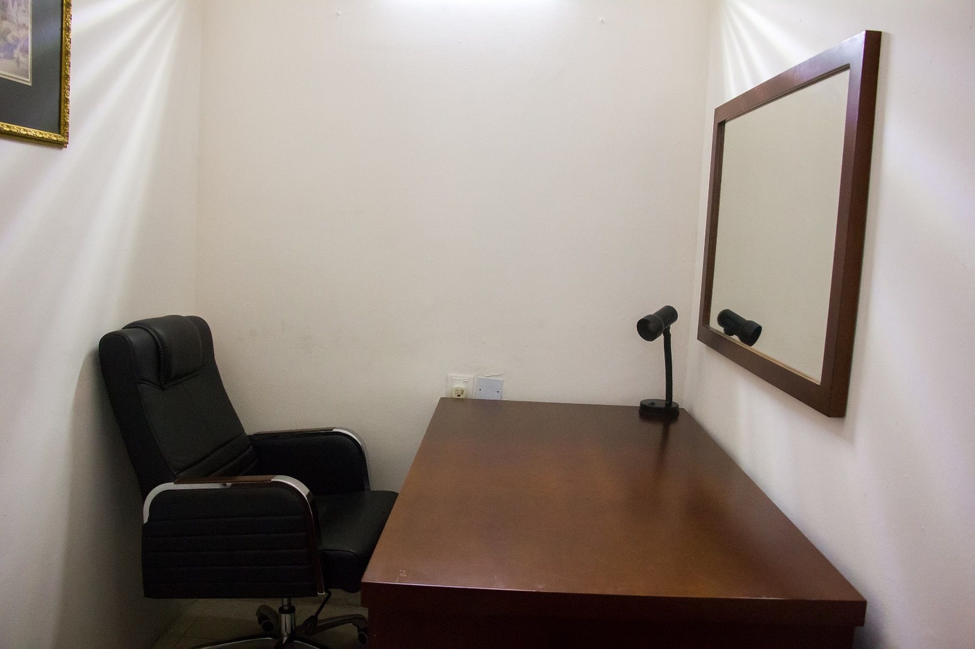 Фото The Palmview Manor Hotel