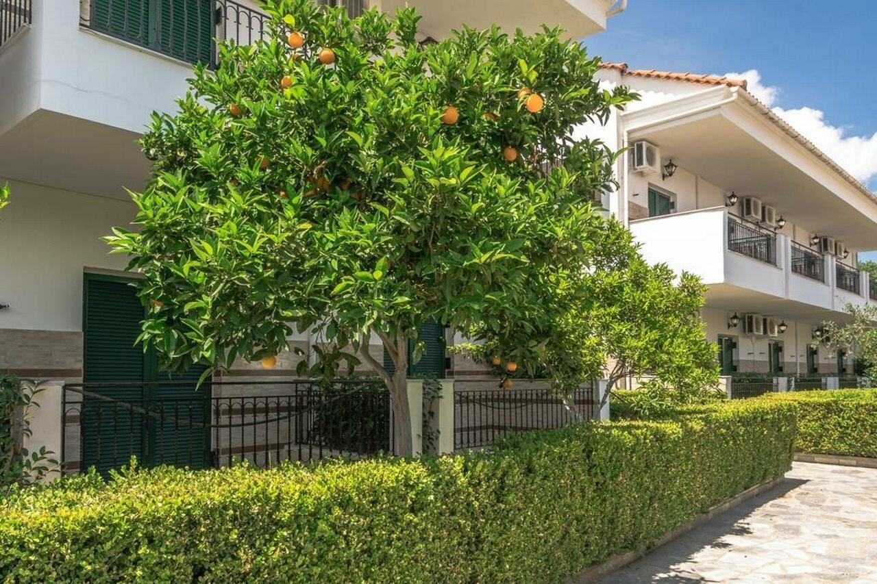 Фото Chandris Apartments