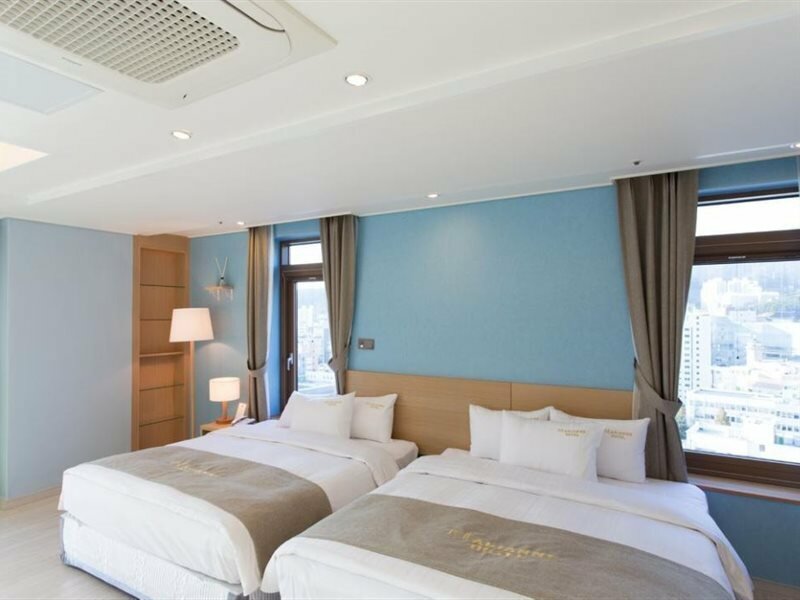 Фото Marianne Hotel