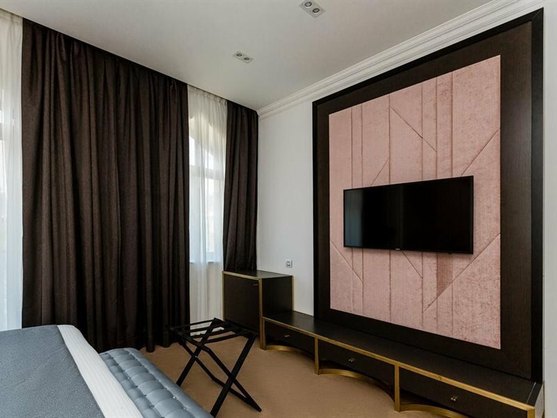 Фото Ivy Garden Hotel