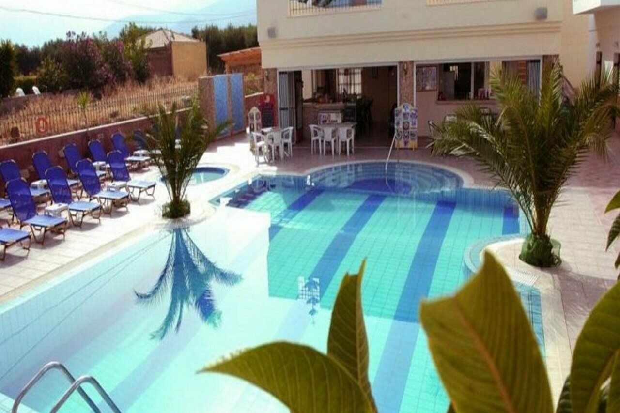 Фото Semiramis Apartments by Estia