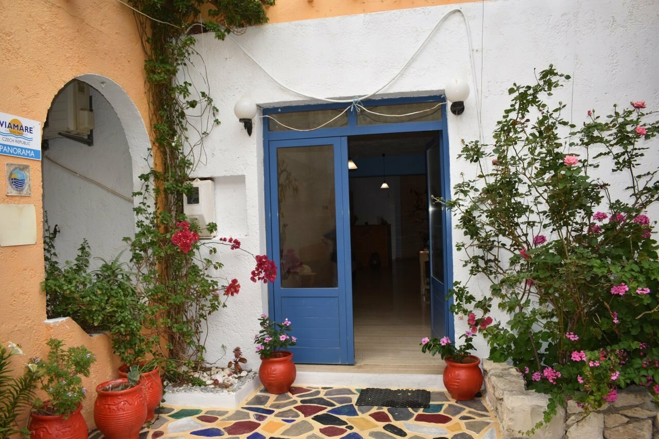 Фото Panorama Studios and Apartments