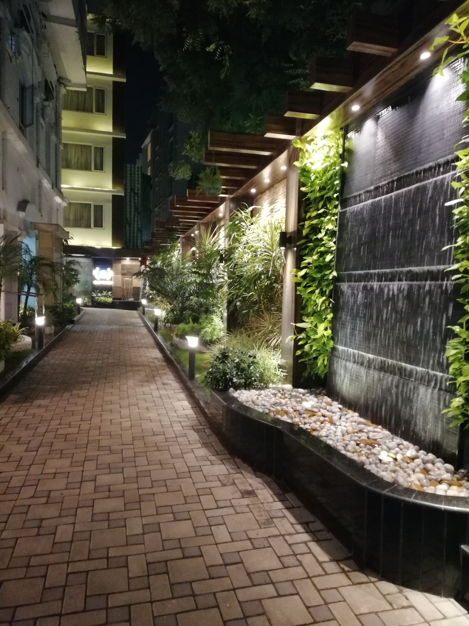 Фото Hotel Emirates