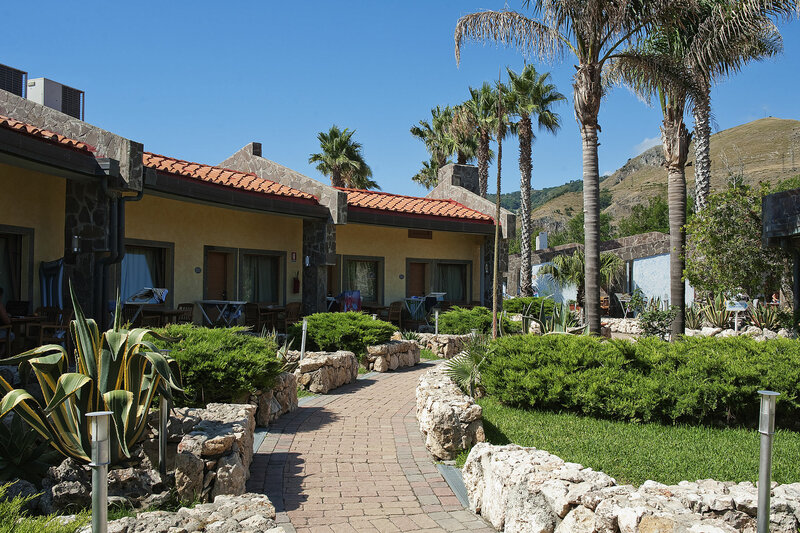 Гостиница Trevi Village