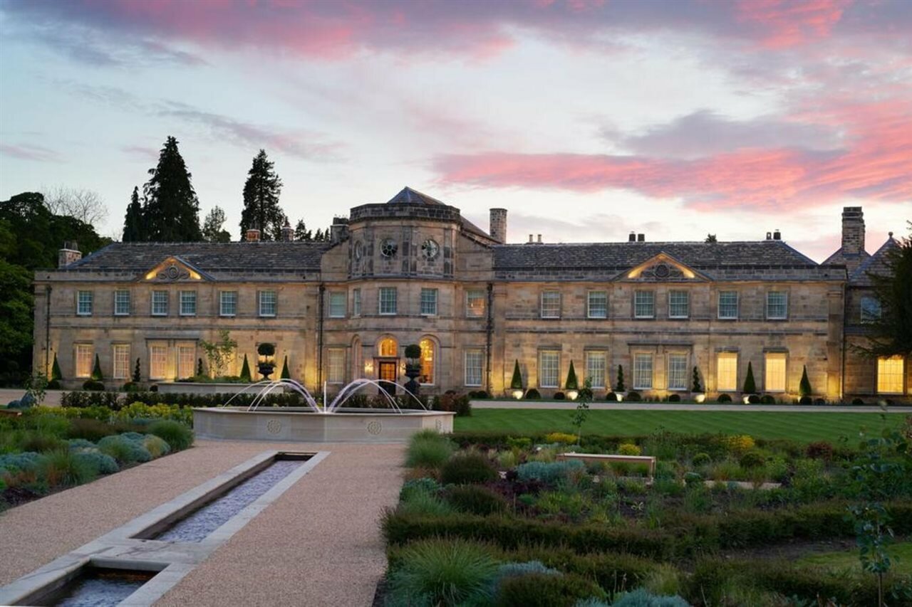 Фото Grantley Hall