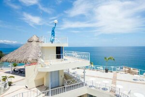 Гостиница Blue Chairs Resort by the Sea