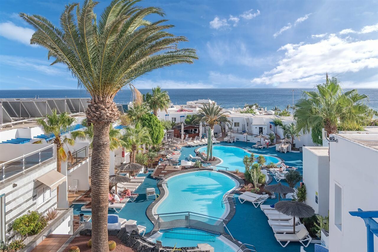 Фото Apartamentos Parque Tropical