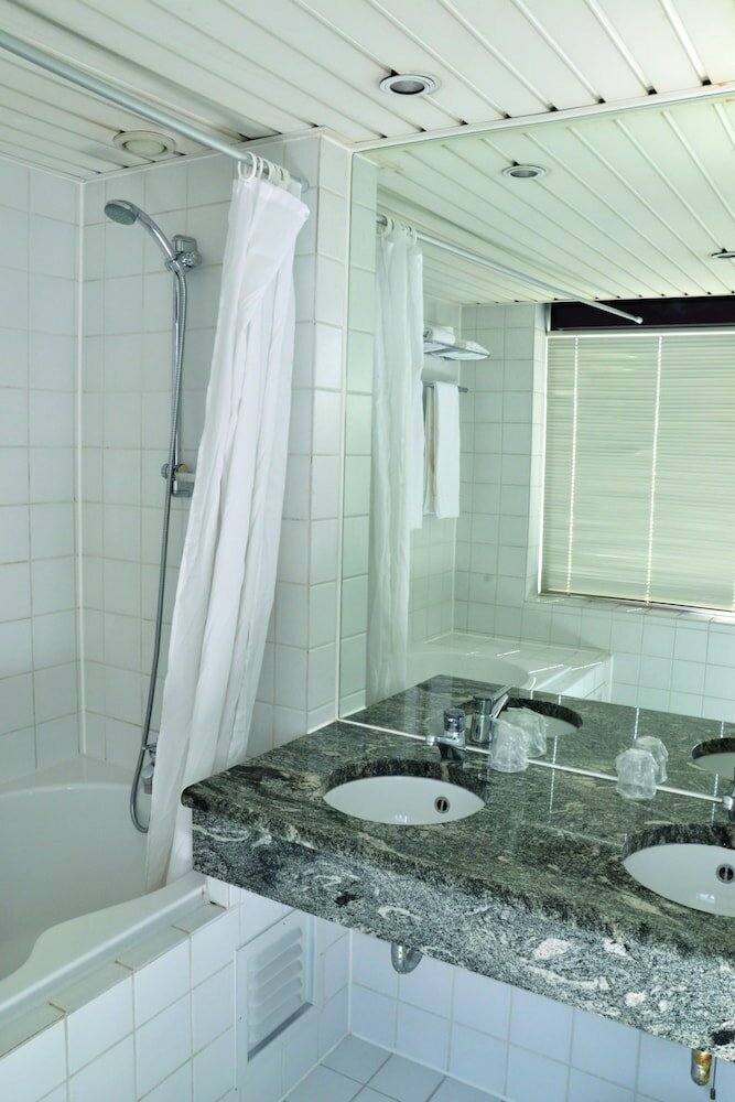 Фото Fletcher Hotel - Restaurant Carlton