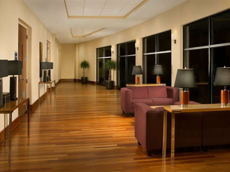 Фото Four Points by Sheraton Jacksonville Baymeadows